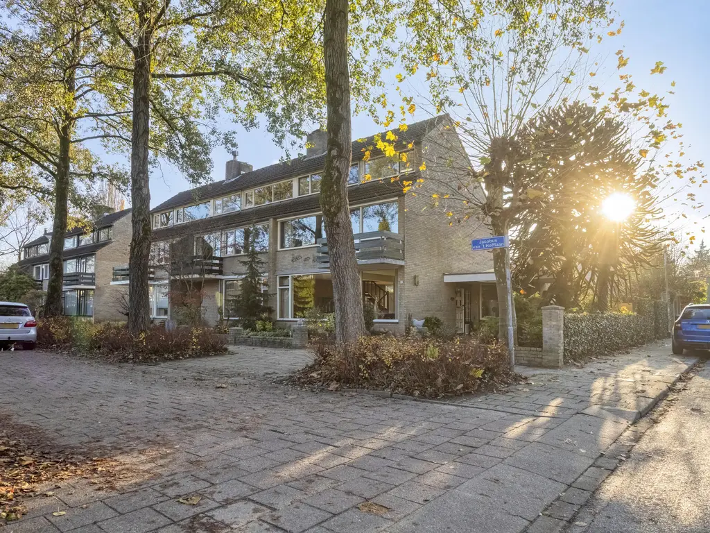 Jacobus van 't Hofflaan 2, BERKEL-ENSCHOT