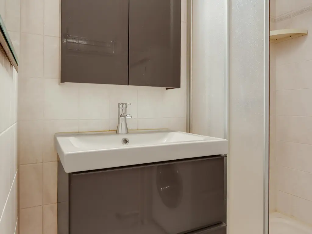 Graan voor Visch 16216, HOOFDDORP