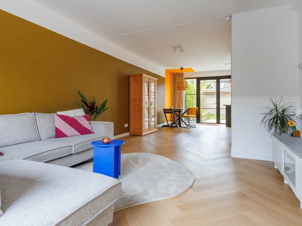 Meijelaan 8, Leiderdorp