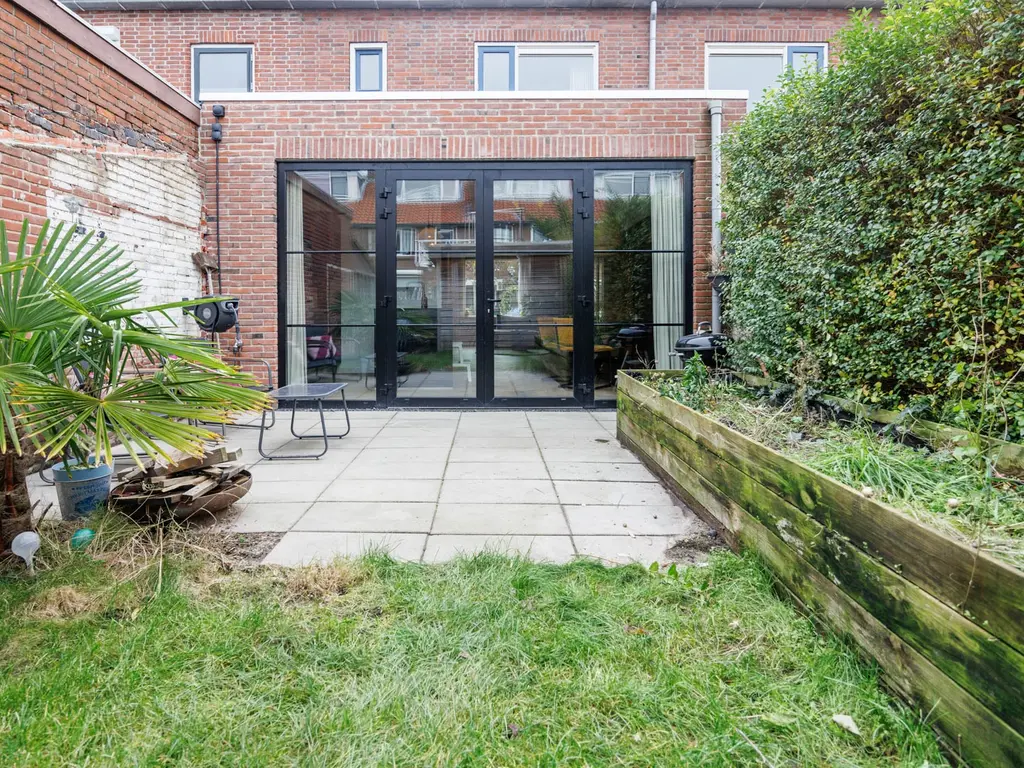 Meijelaan 8, Leiderdorp