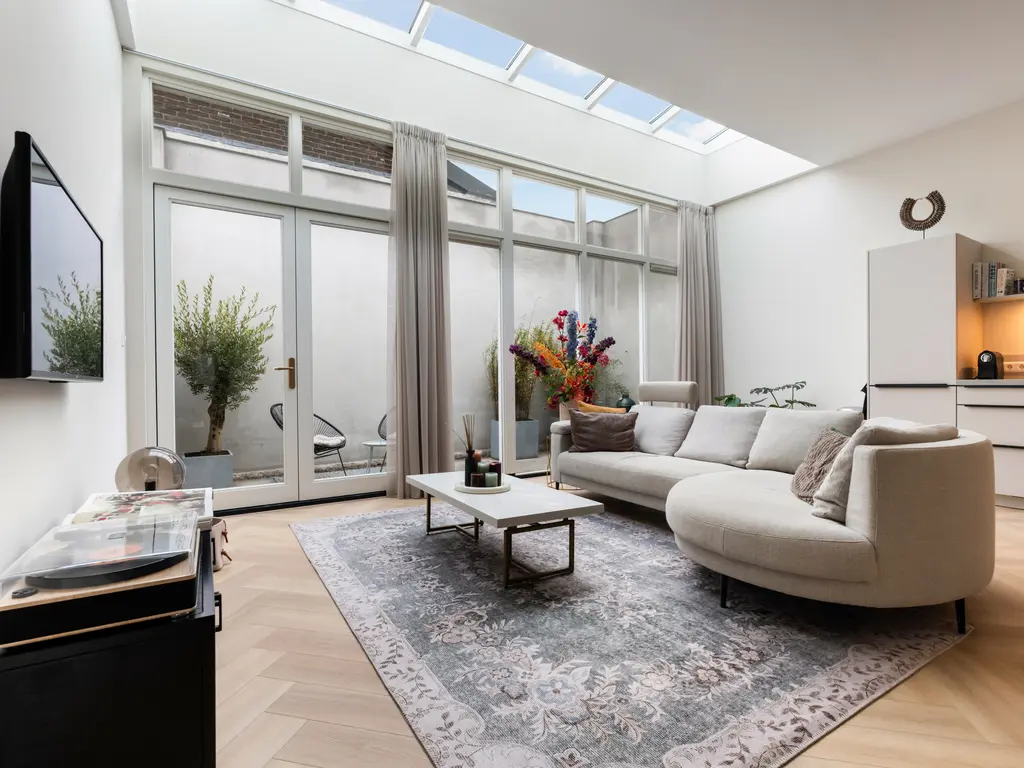 Graaf Jan van Nassaustraat 8A R, ROTTERDAM