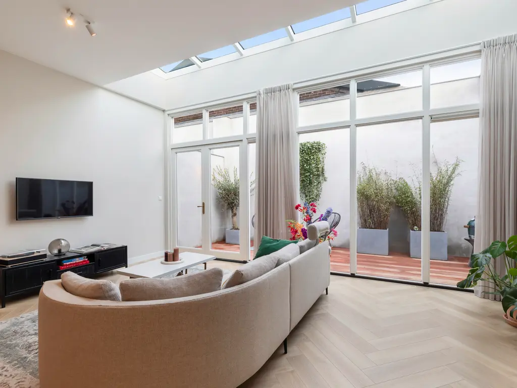 Graaf Jan van Nassaustraat 8A R, ROTTERDAM