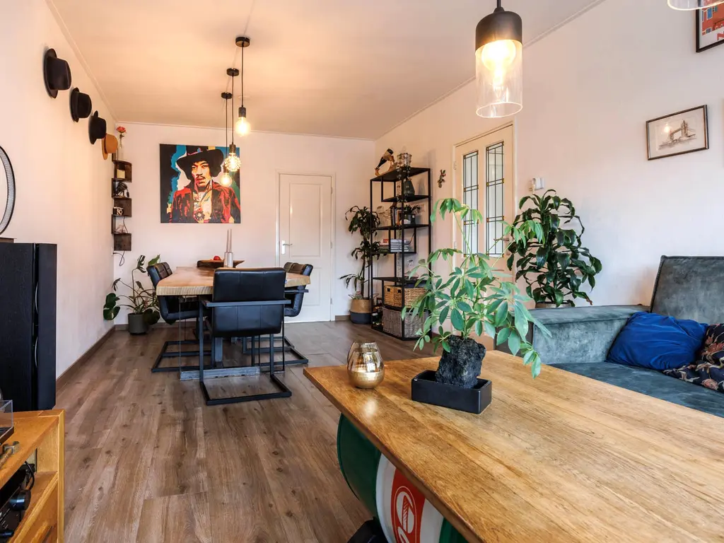 Bachstraat 550, Leiden