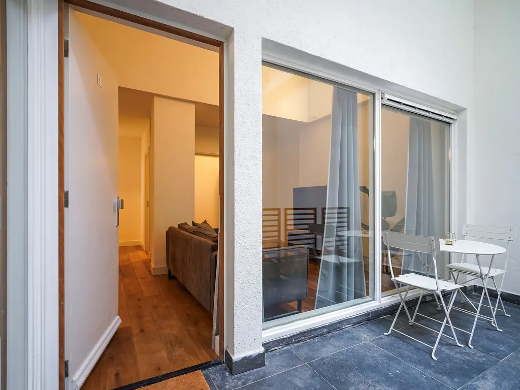 Nieuwe Molstraat 20F, Den Haag