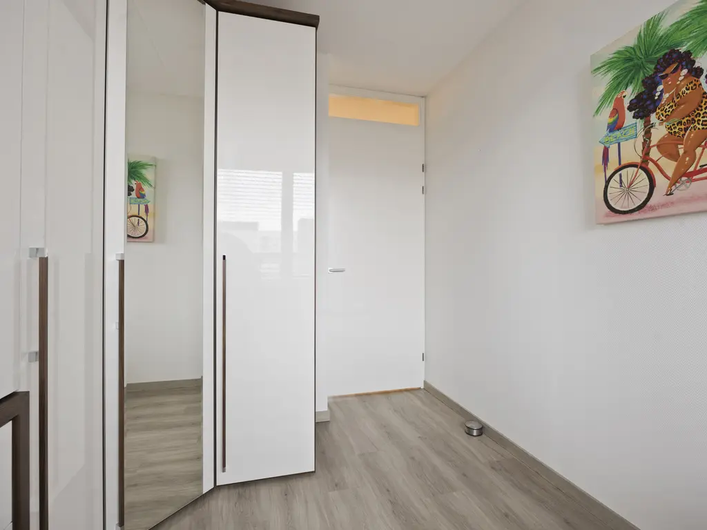 Jan Doustraat 72, ZWAAG