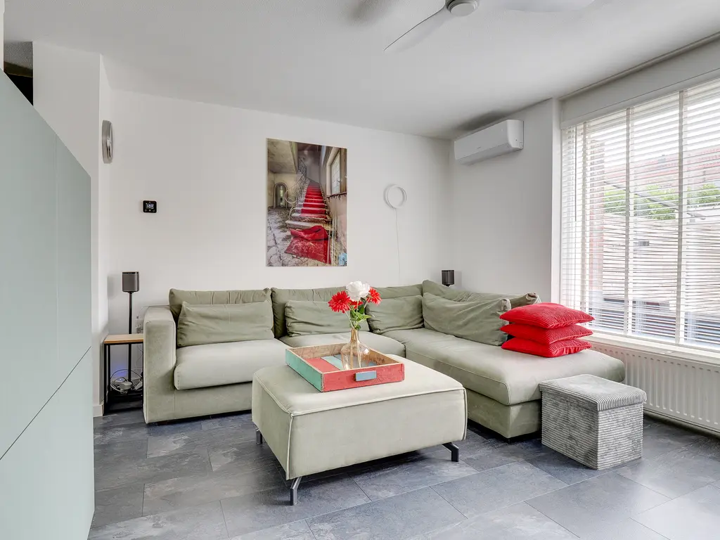 Zeedistel 68, DE MEERN