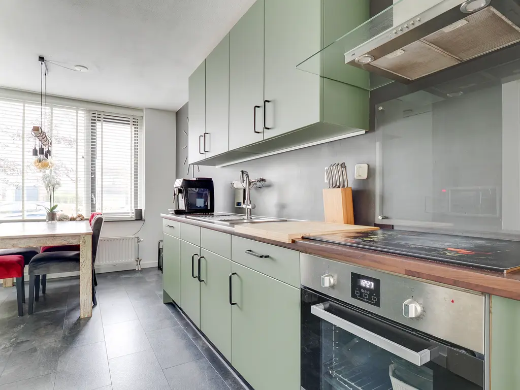 Zeedistel 68, DE MEERN