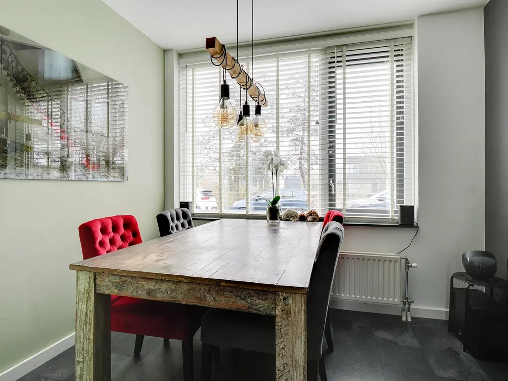 Zeedistel 68, DE MEERN