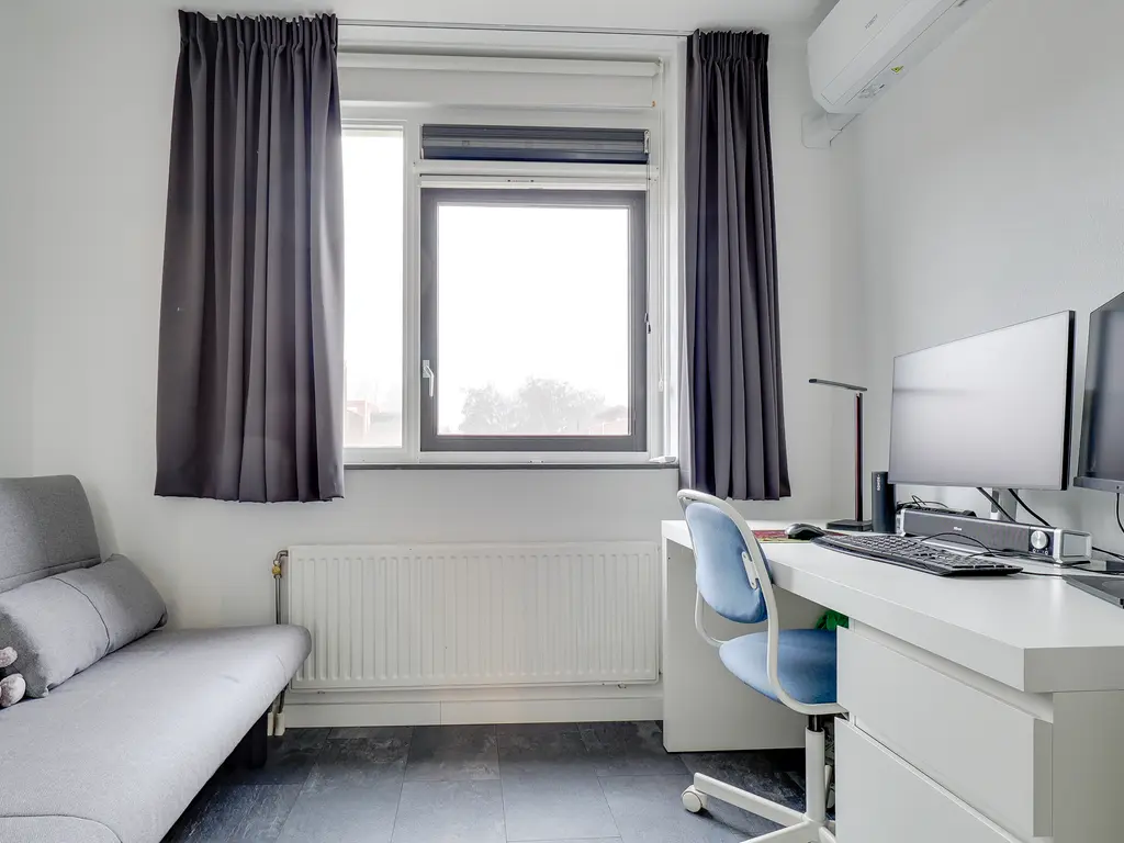 Zeedistel 68, DE MEERN