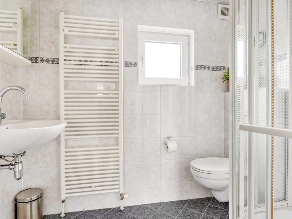 Eikenlaan 28, WAALWIJK