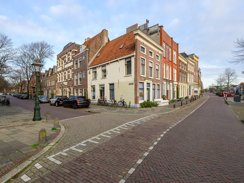 Uiterstegracht 1H, Leiden