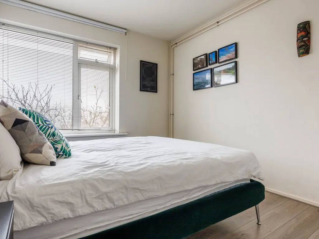 Churchilllaan 66, Leiden