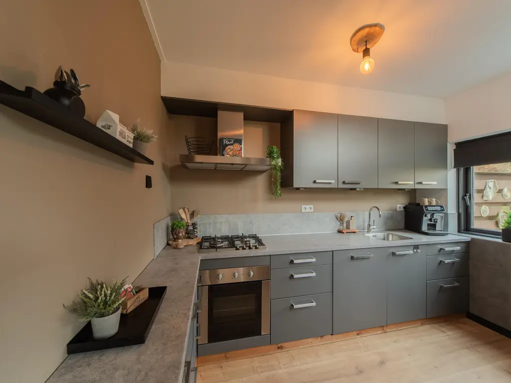 Van Eckstraat 25, WIERINGERWERF