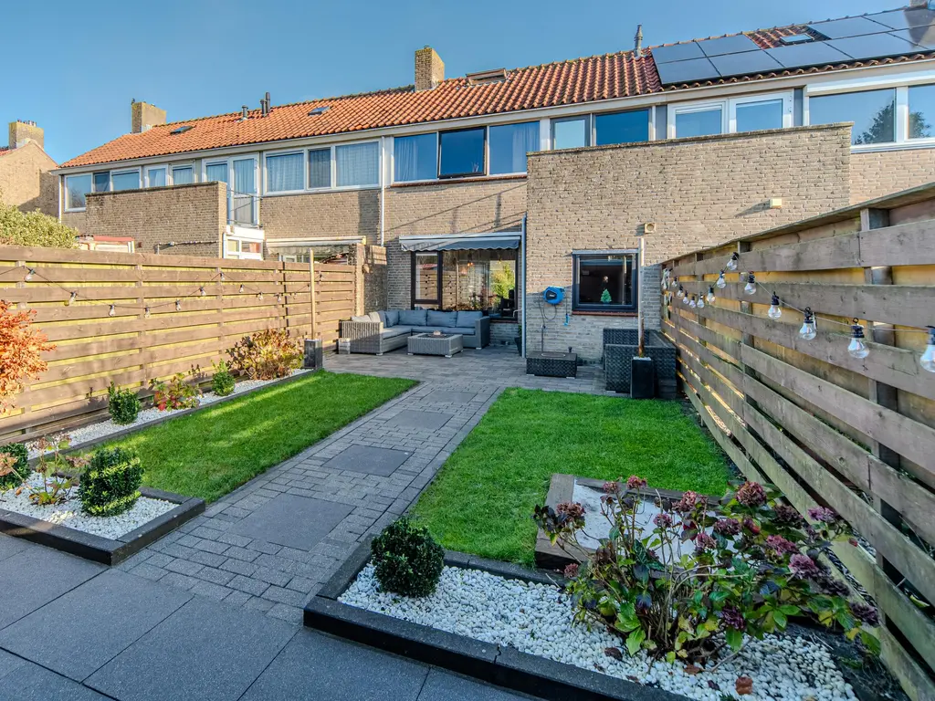 Van Eckstraat 25, WIERINGERWERF