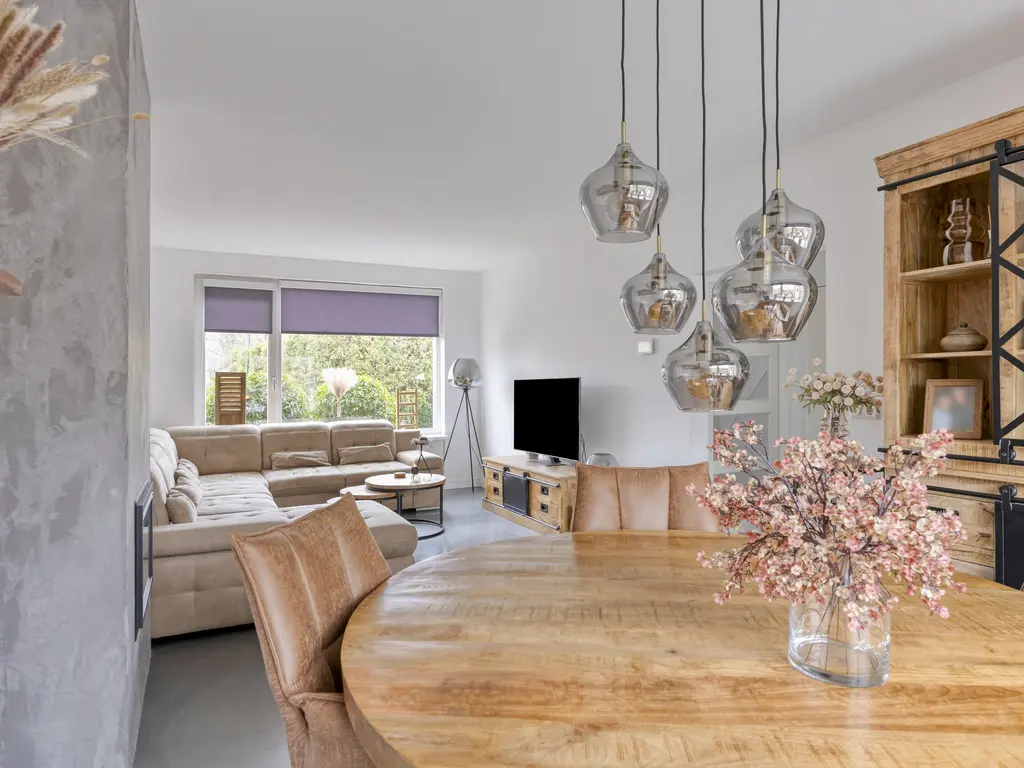 Seringenhof 28, WAALWIJK