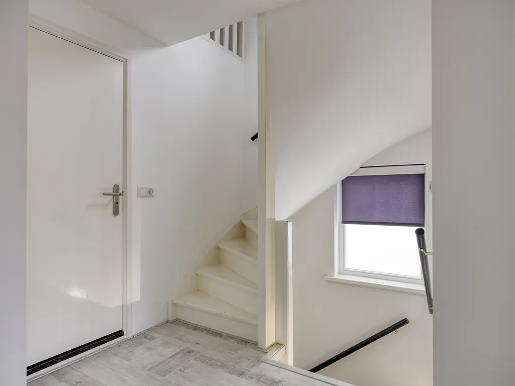 Seringenhof 28, WAALWIJK