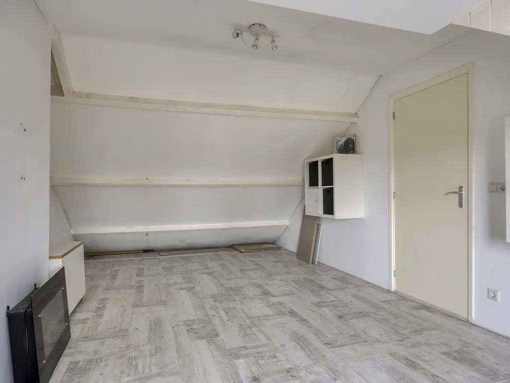 Seringenhof 28, WAALWIJK