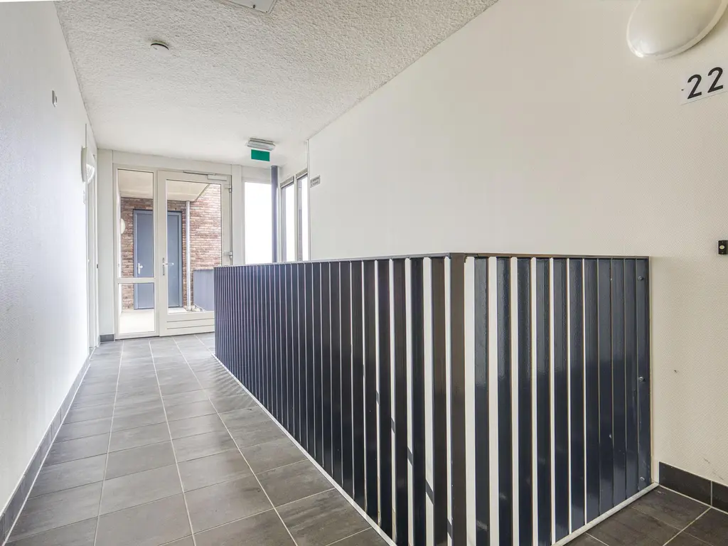 Jan Doustraat 22, Zwaag