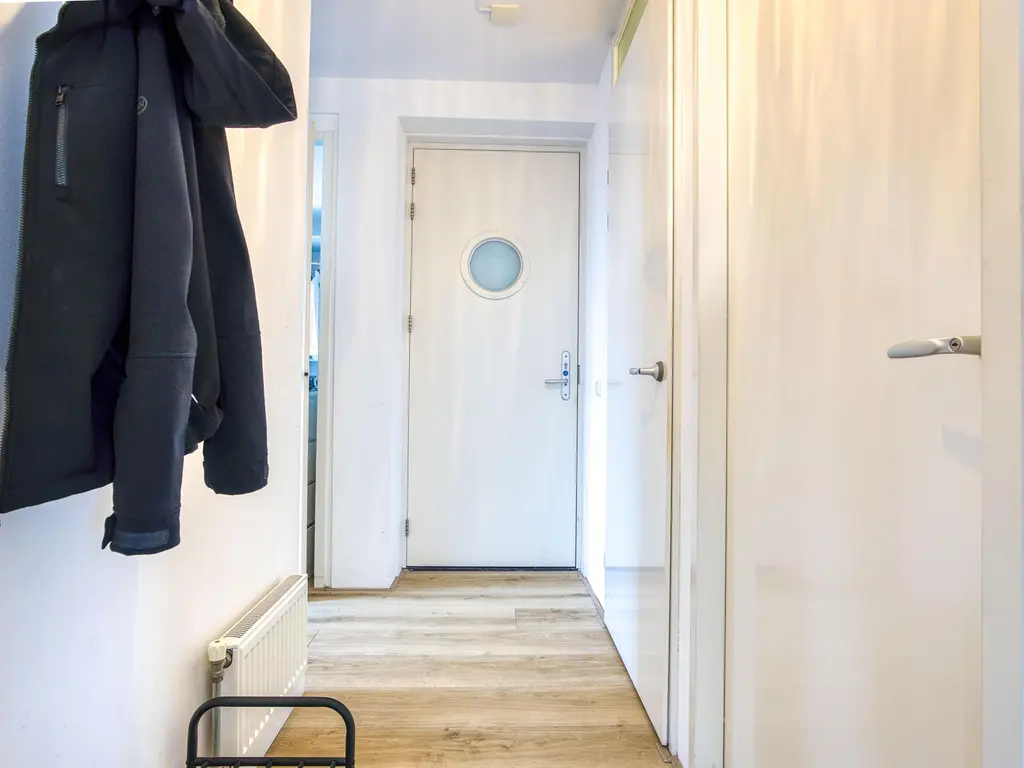 Jan Doustraat 22, Zwaag