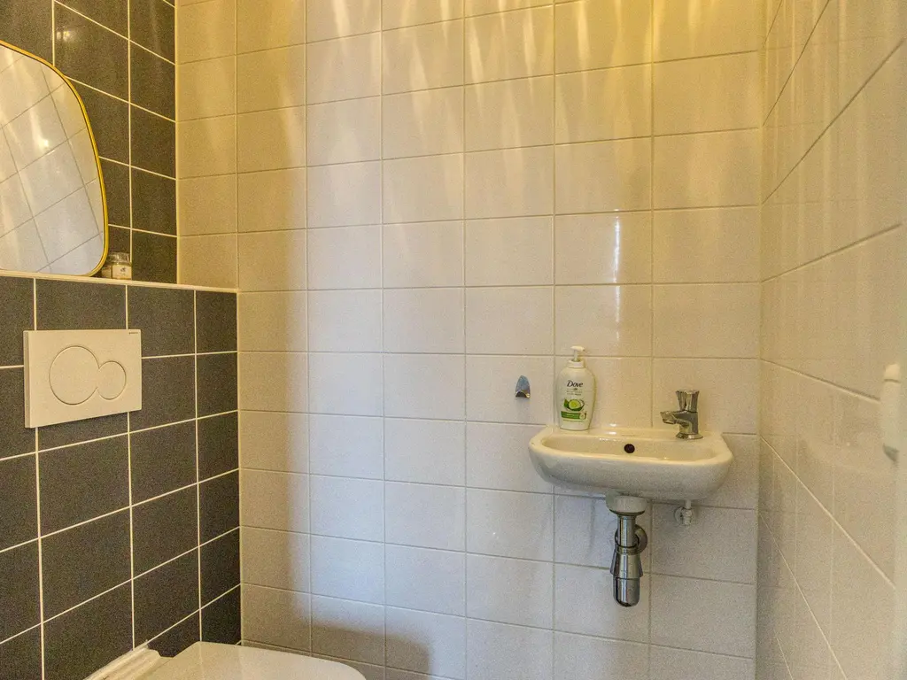 Jan Doustraat 22, Zwaag