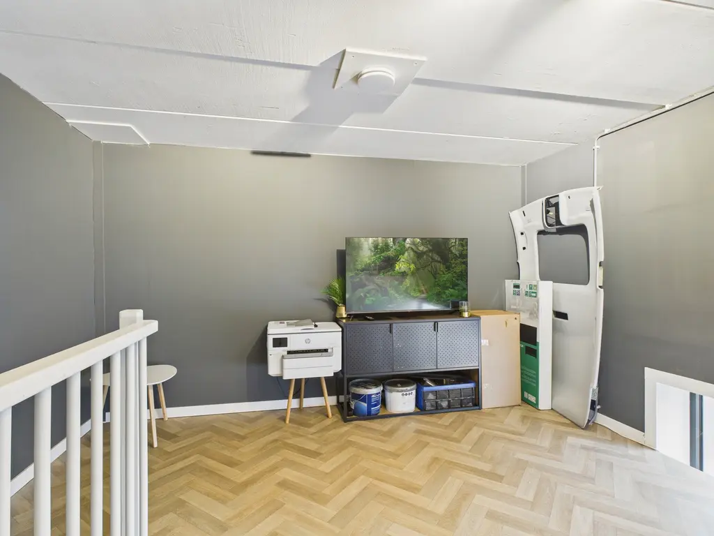 Argon 14E1, Oud Gastel