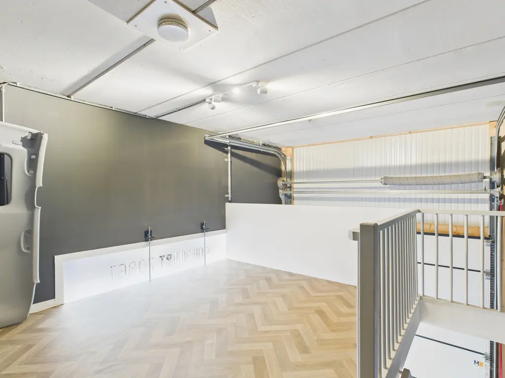 Argon 14E1, Oud Gastel