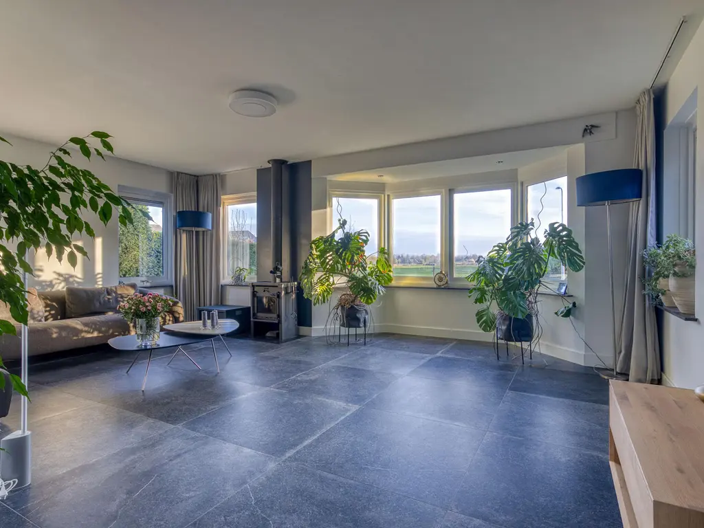 Koewijzend 43A, ZWAAG