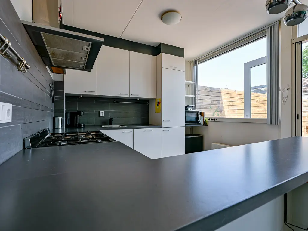 van Teylingenlaan 22, HEERHUGOWAARD