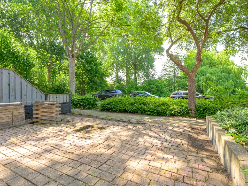 van Teylingenlaan 22, HEERHUGOWAARD