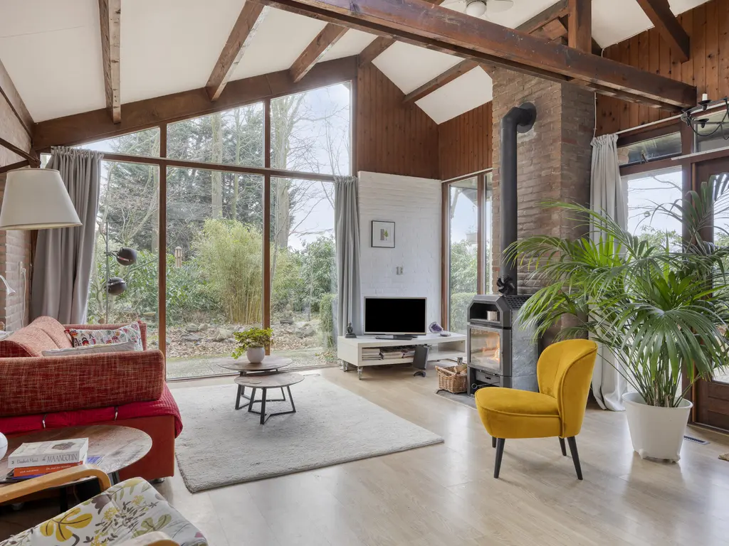 De Stille Wille 146, OOST WEST EN MIDDELBEERS