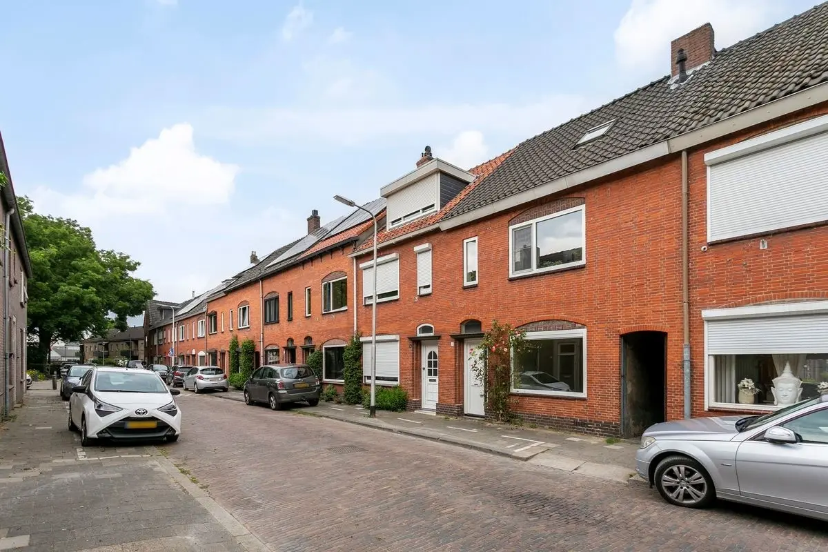 Hellebaardstraat 15