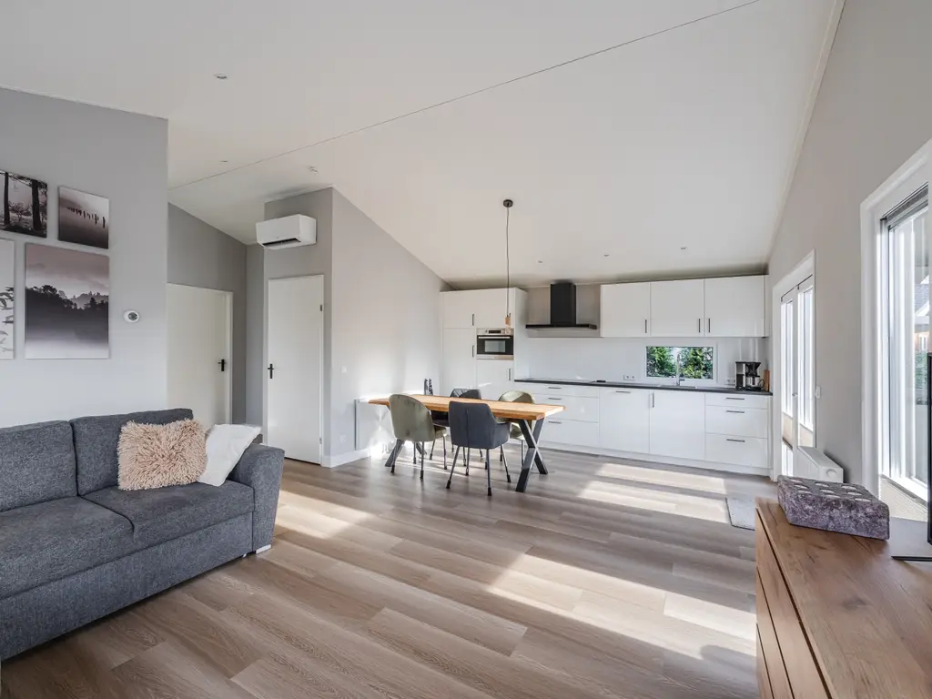 Raakeindse Kerkweg 71B52, Molenschot