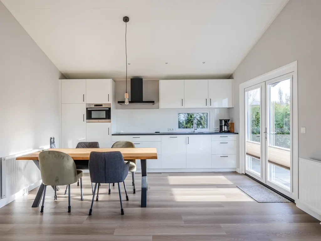 Raakeindse Kerkweg 71B52, Molenschot