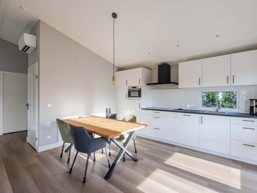 Raakeindse Kerkweg 71B52, Molenschot