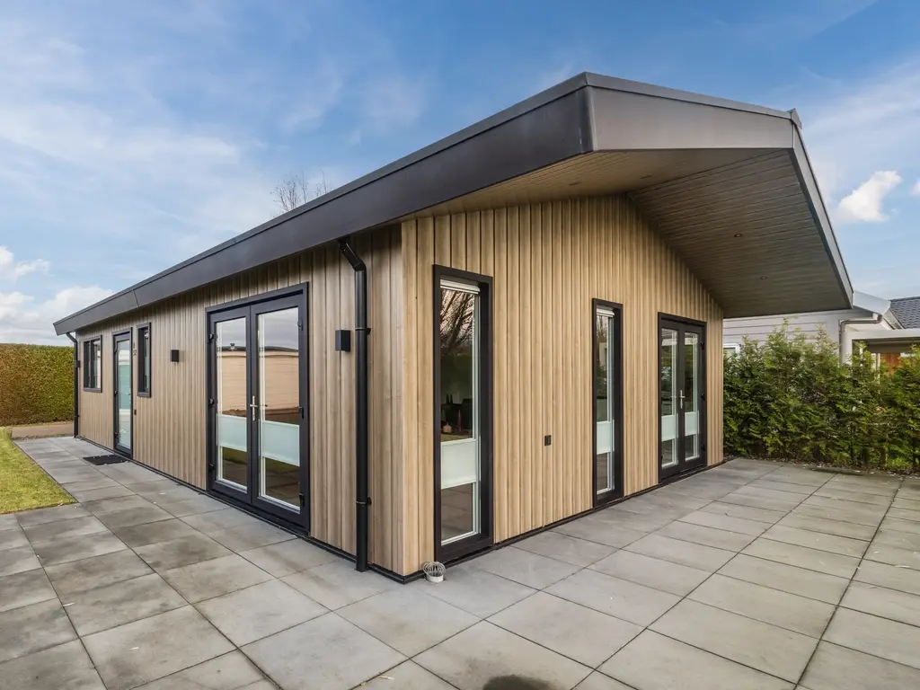 Raakeindse Kerkweg 71B52, Molenschot