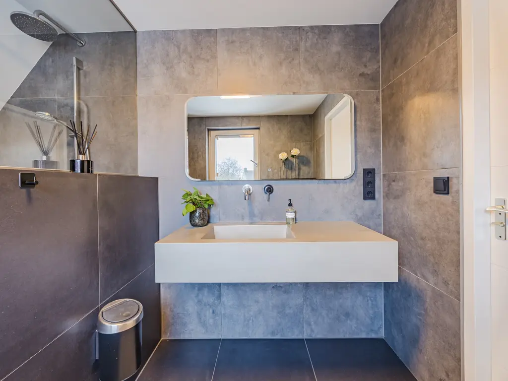 D'n Duyp 2, Moergestel