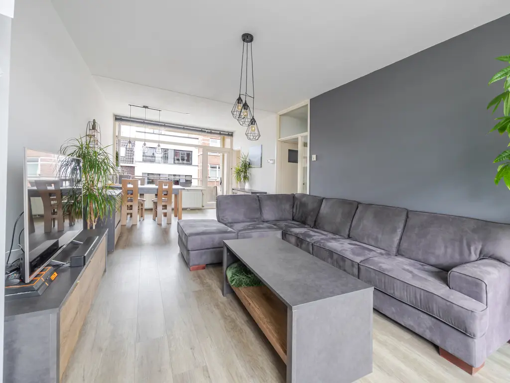 Damplein 22, Leidschendam