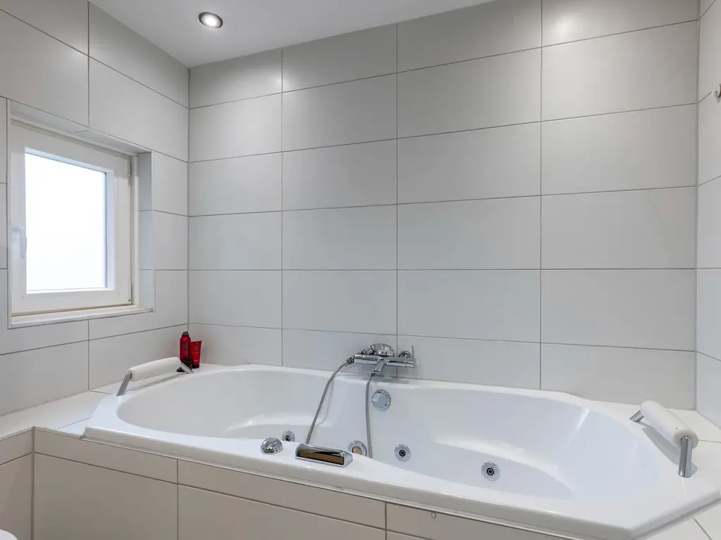 Steenweg Weelde 56  , Poppel