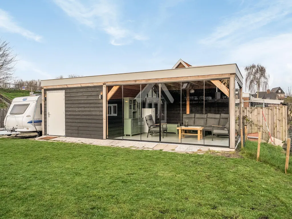 Lindtsedijk 1, HEERJANSDAM