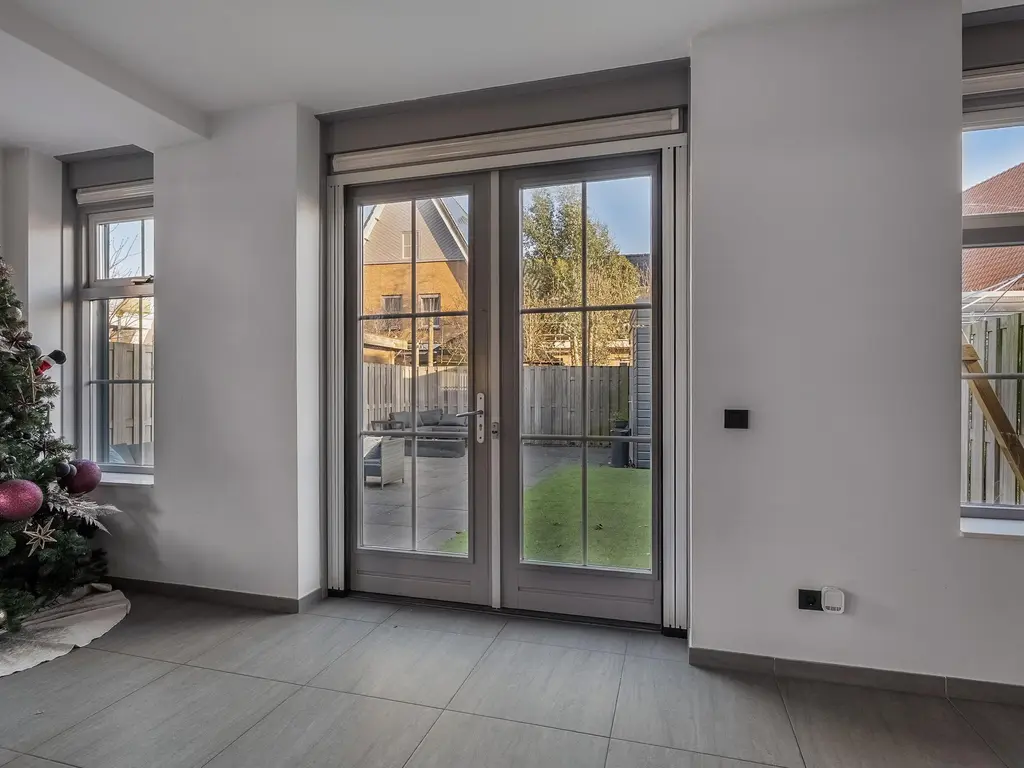 Weissenbruchlaan 1, RHOON