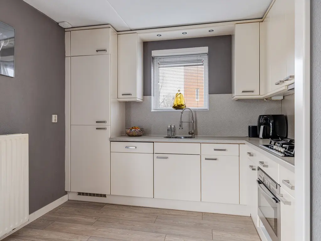 Zuidzijdsedijk 140, HOOGVLIET ROTTERDAM