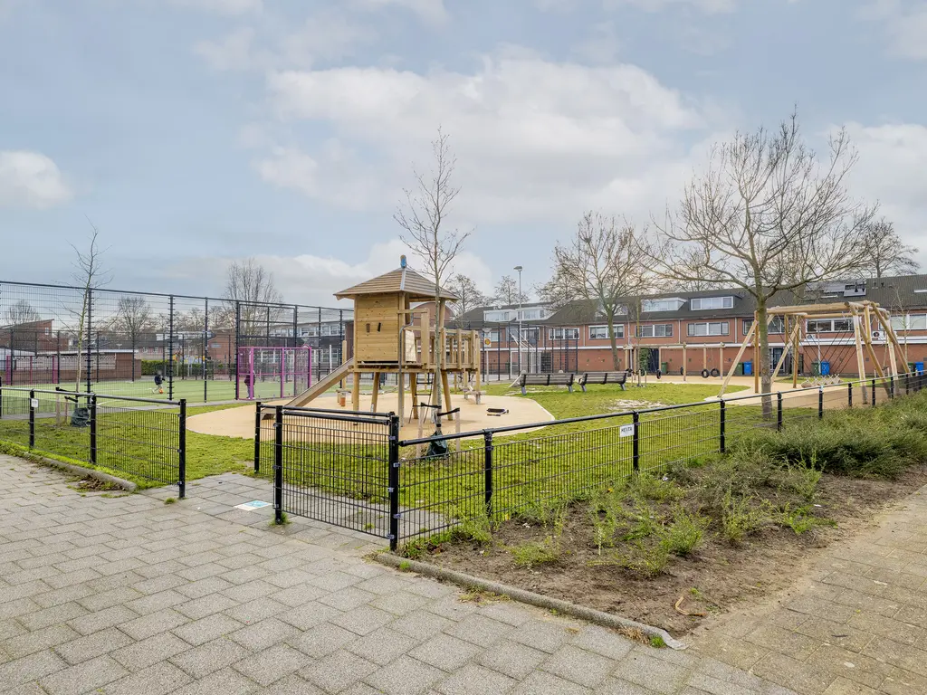 Zuidzijdsedijk 140, HOOGVLIET ROTTERDAM