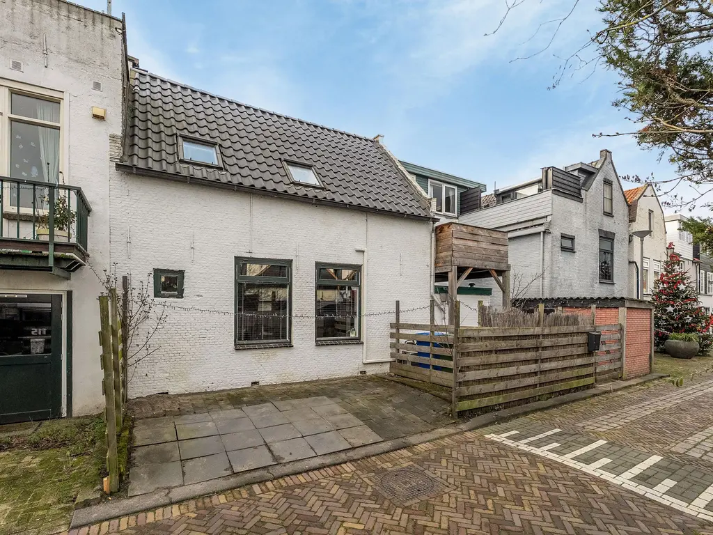 Tuinlaan 134, PERNIS ROTTERDAM