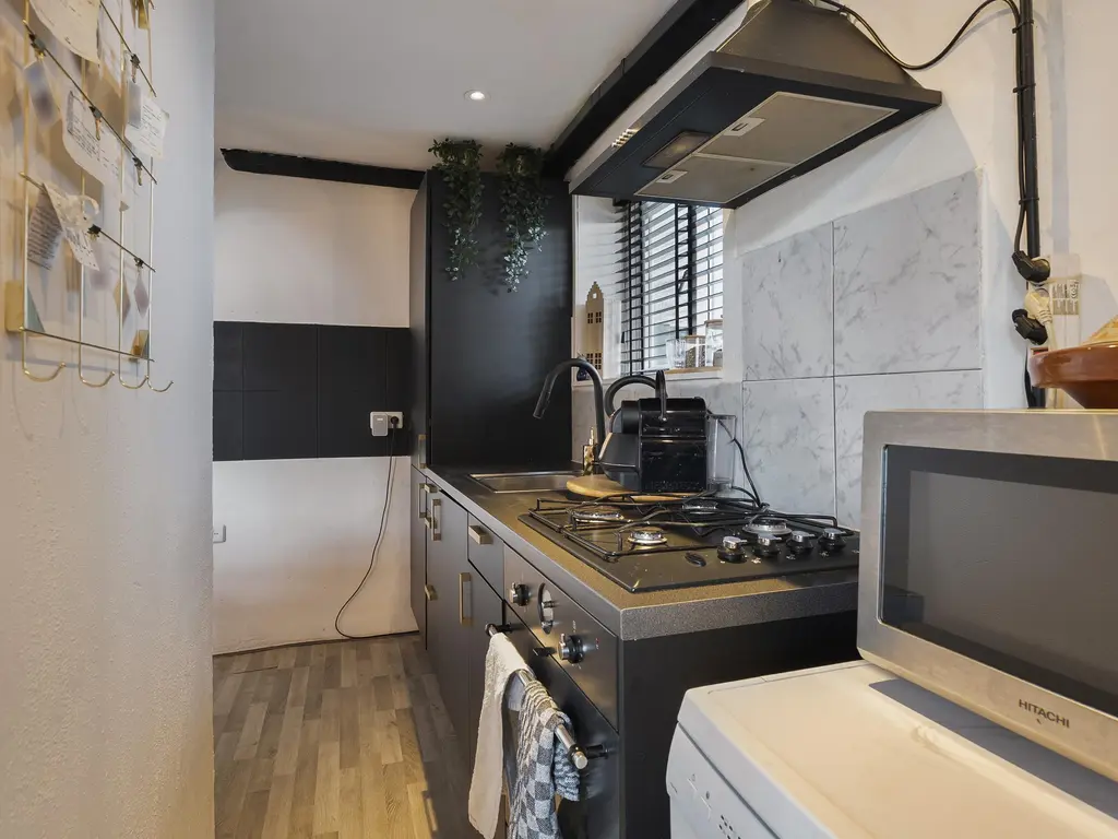 Tuinlaan 134, PERNIS ROTTERDAM