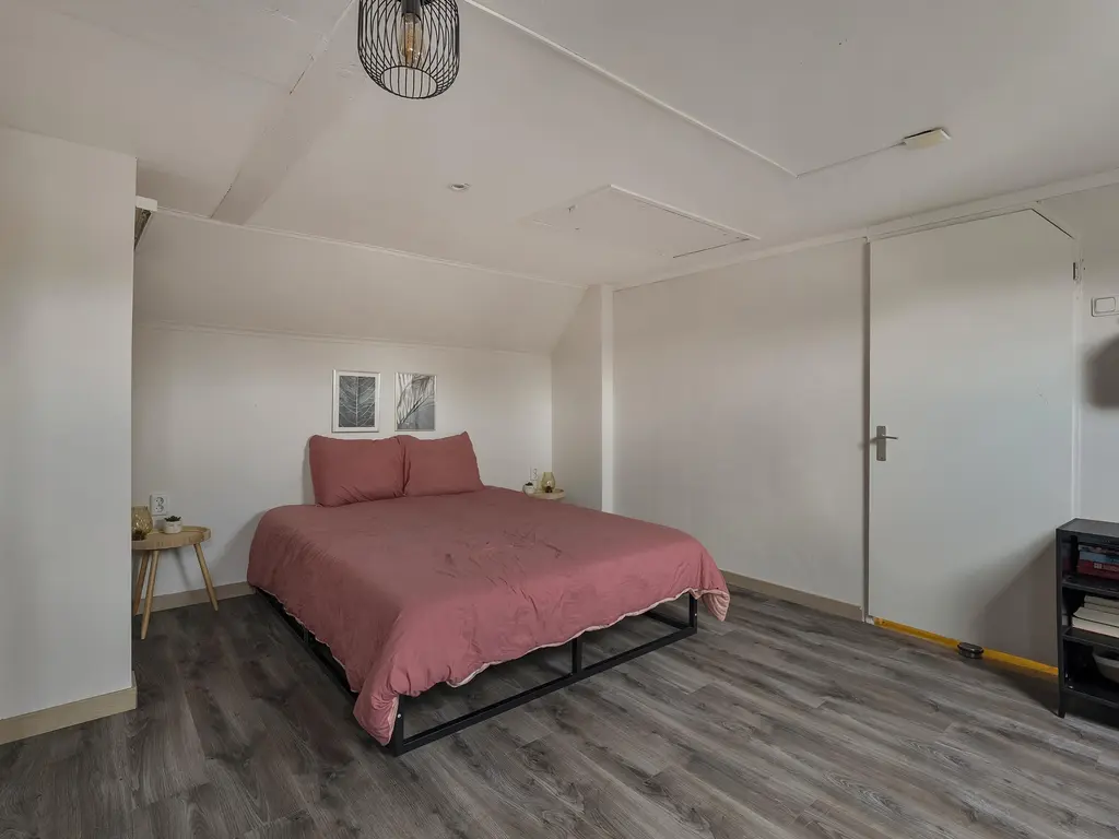 Tuinlaan 134, PERNIS ROTTERDAM