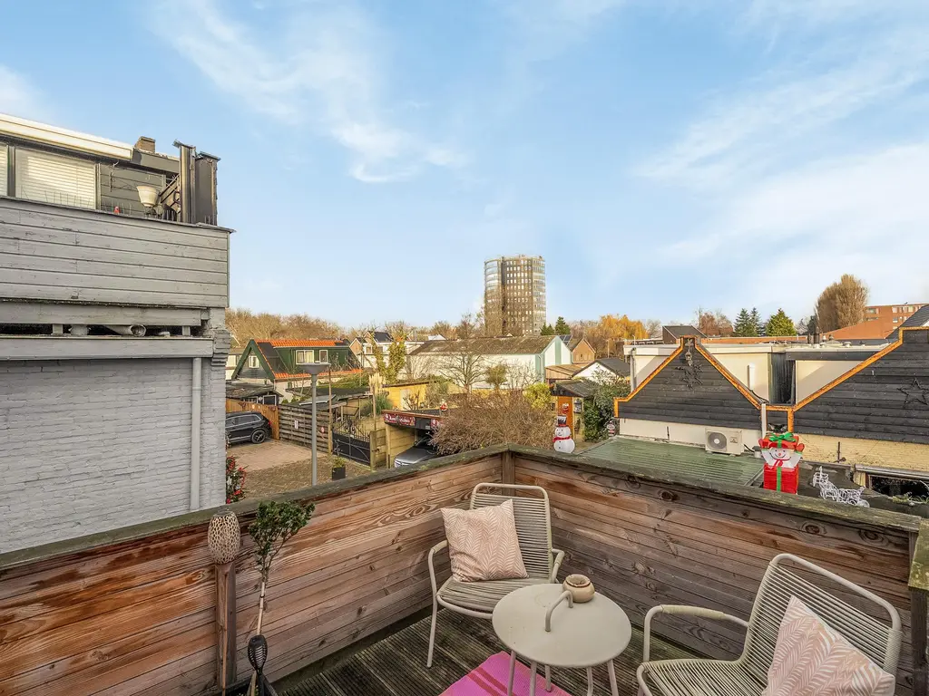 Tuinlaan 134, PERNIS ROTTERDAM