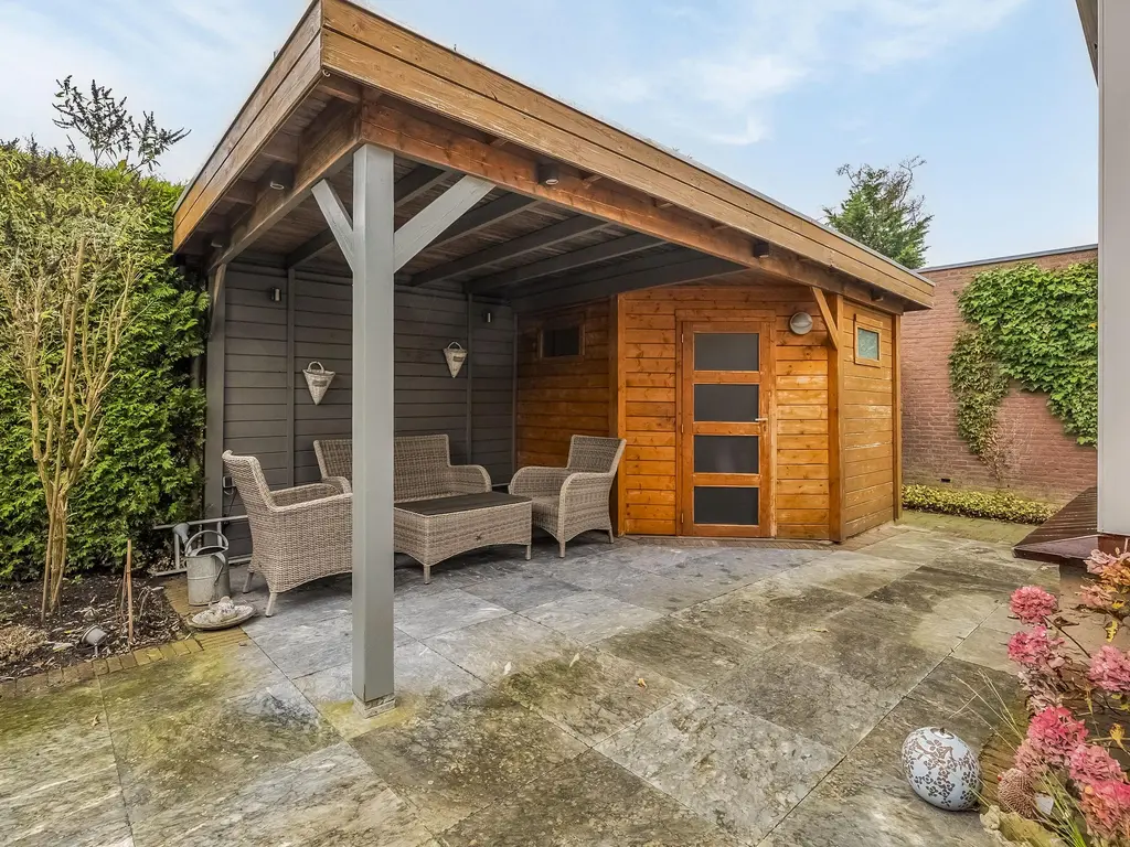 Van der Meulenstraat 32, BARENDRECHT