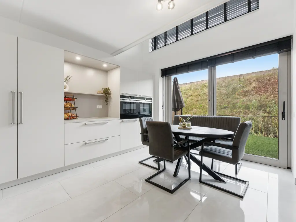 Zwembaan 64, VLAARDINGEN