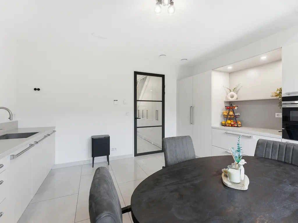 Zwembaan 64, VLAARDINGEN