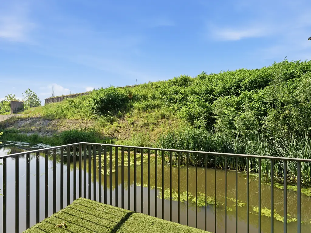 Zwembaan 64, VLAARDINGEN